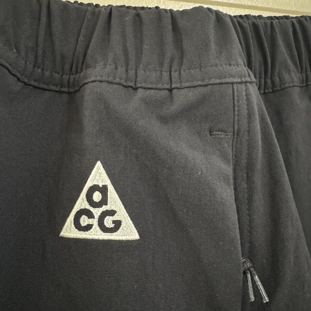 Men's Nike ACG Outdoor Hiking Cargo Shorts Black DH8347-010 Size M NEW RARE - Picture 5 of 8